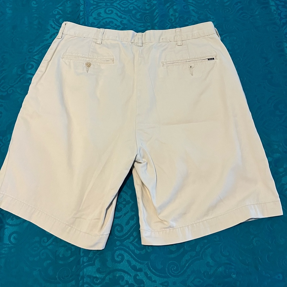 Polo by Ralph Lauren mens khaki shorts size 35